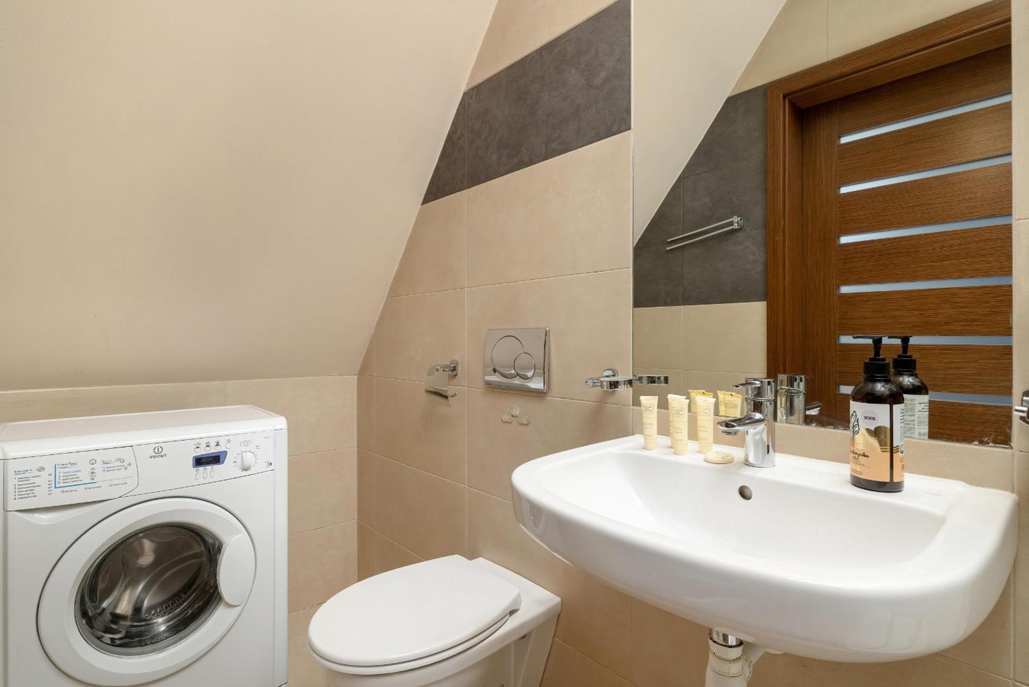 Z Parkingiem Blisko Gubalowki W Zakopanem By Renters Apartament